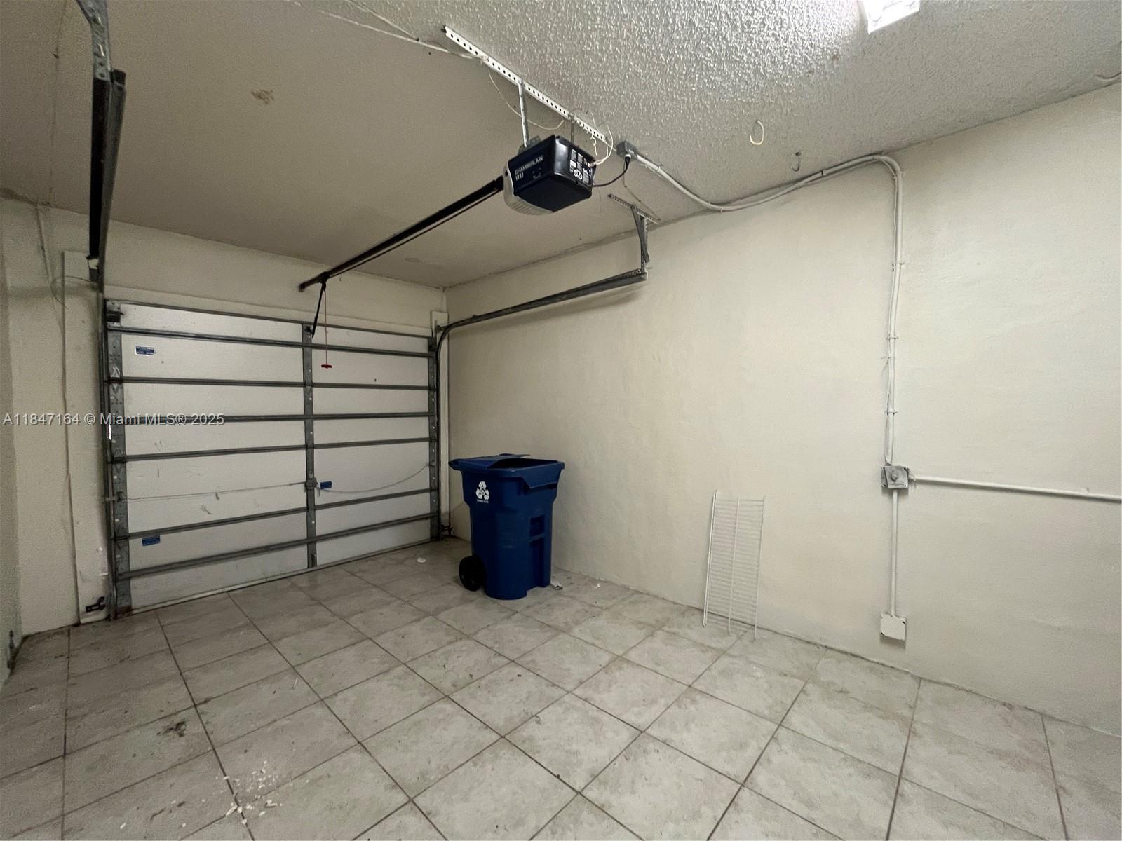 THE FAIRWAYS OF SUNRISE - Residential