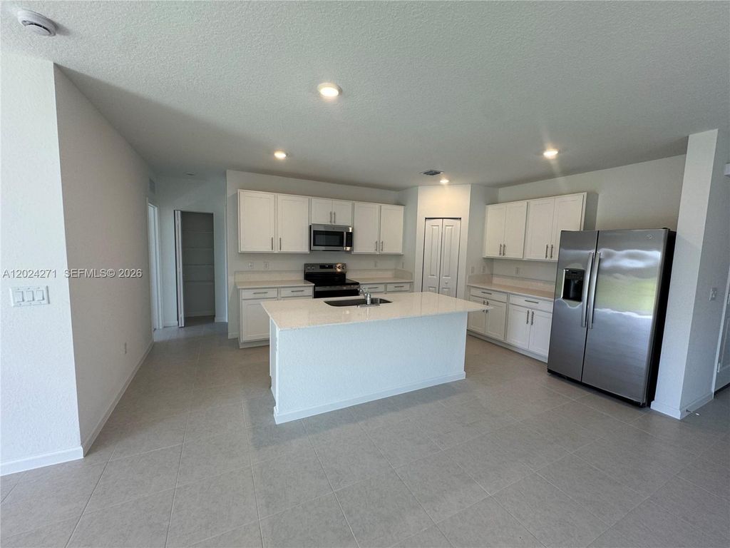 Photo of 693 Carlyle Way, Fort Pierce, FL 34947 (MLS # A12024271)