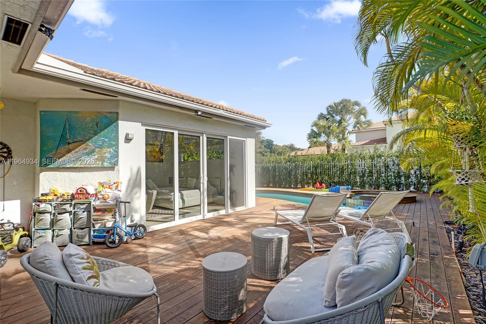 PRESIDENTIAL ESTATES SUB - Residential