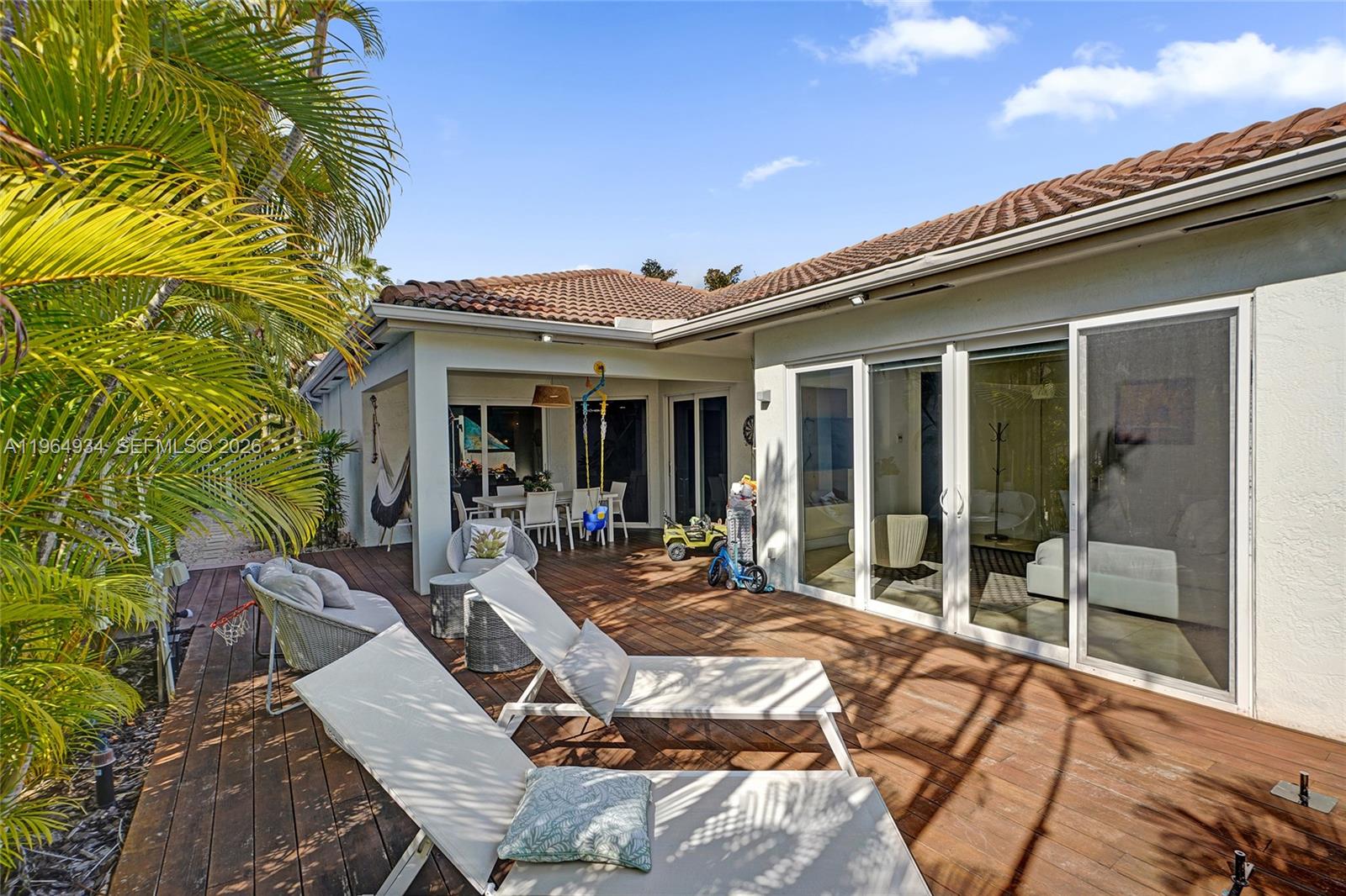 PRESIDENTIAL ESTATES SUB - Residential