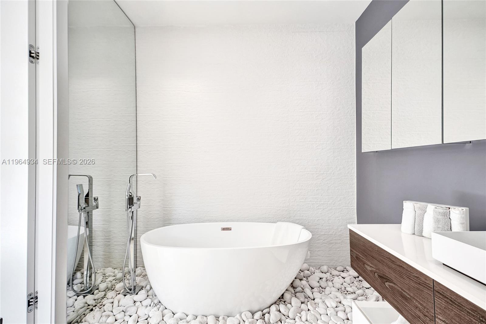 PRESIDENTIAL ESTATES SUB - Residential