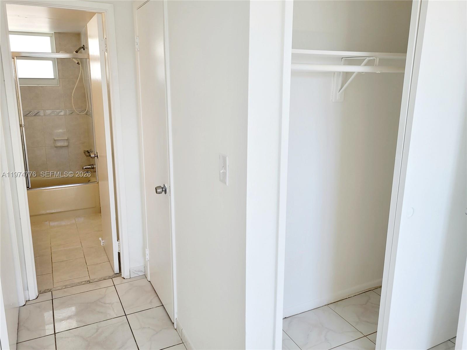 JADE WINDS GRP EASTER LIL - Residential Lease