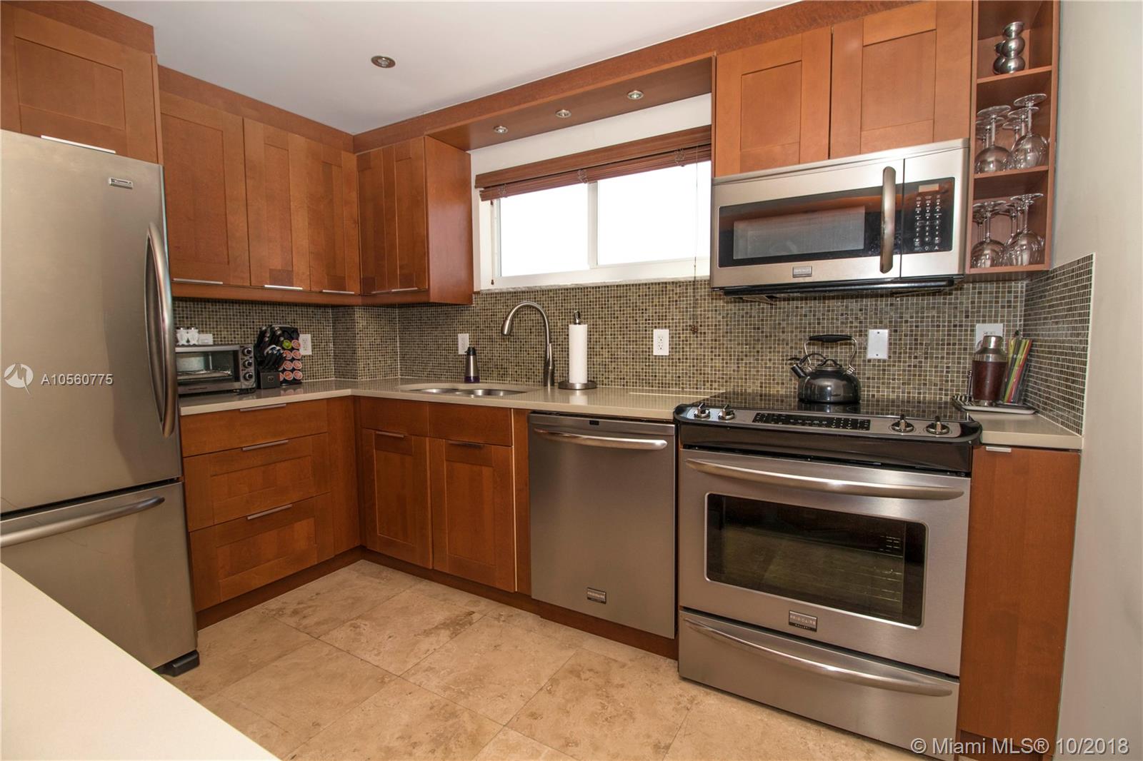 1750 JAMES APARTMENTS CON - Residential Lease