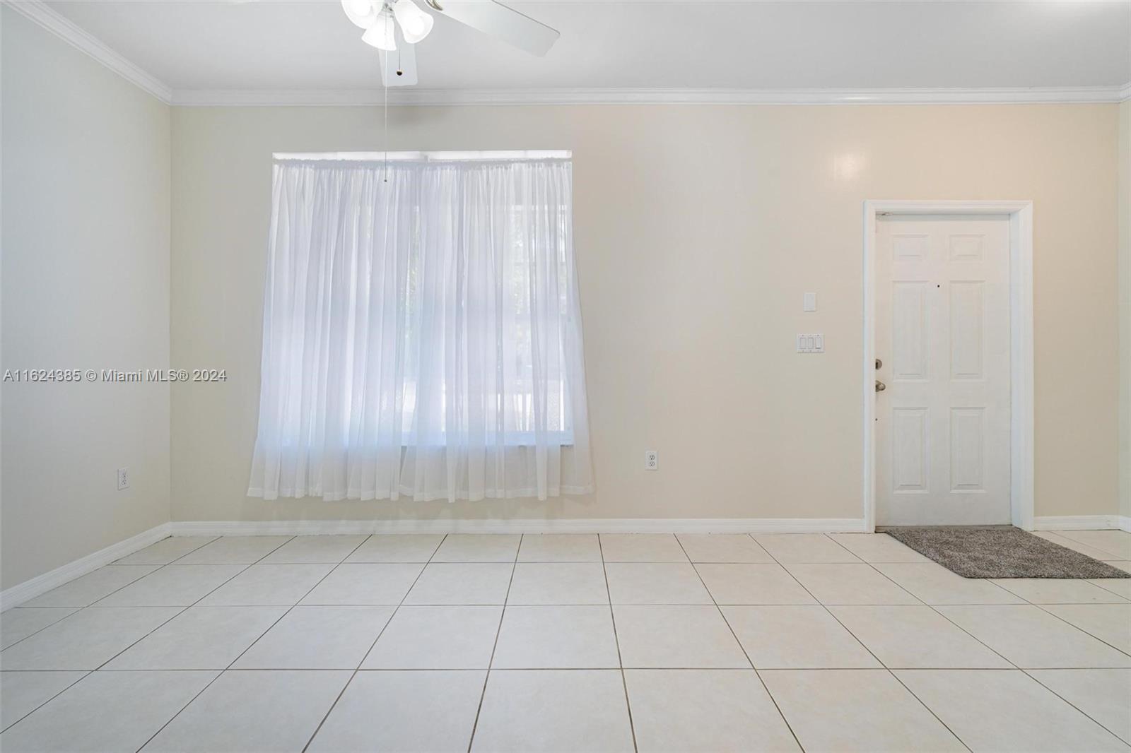 Photo 4 of 27 of 9135 SW 203rd Ter townhome