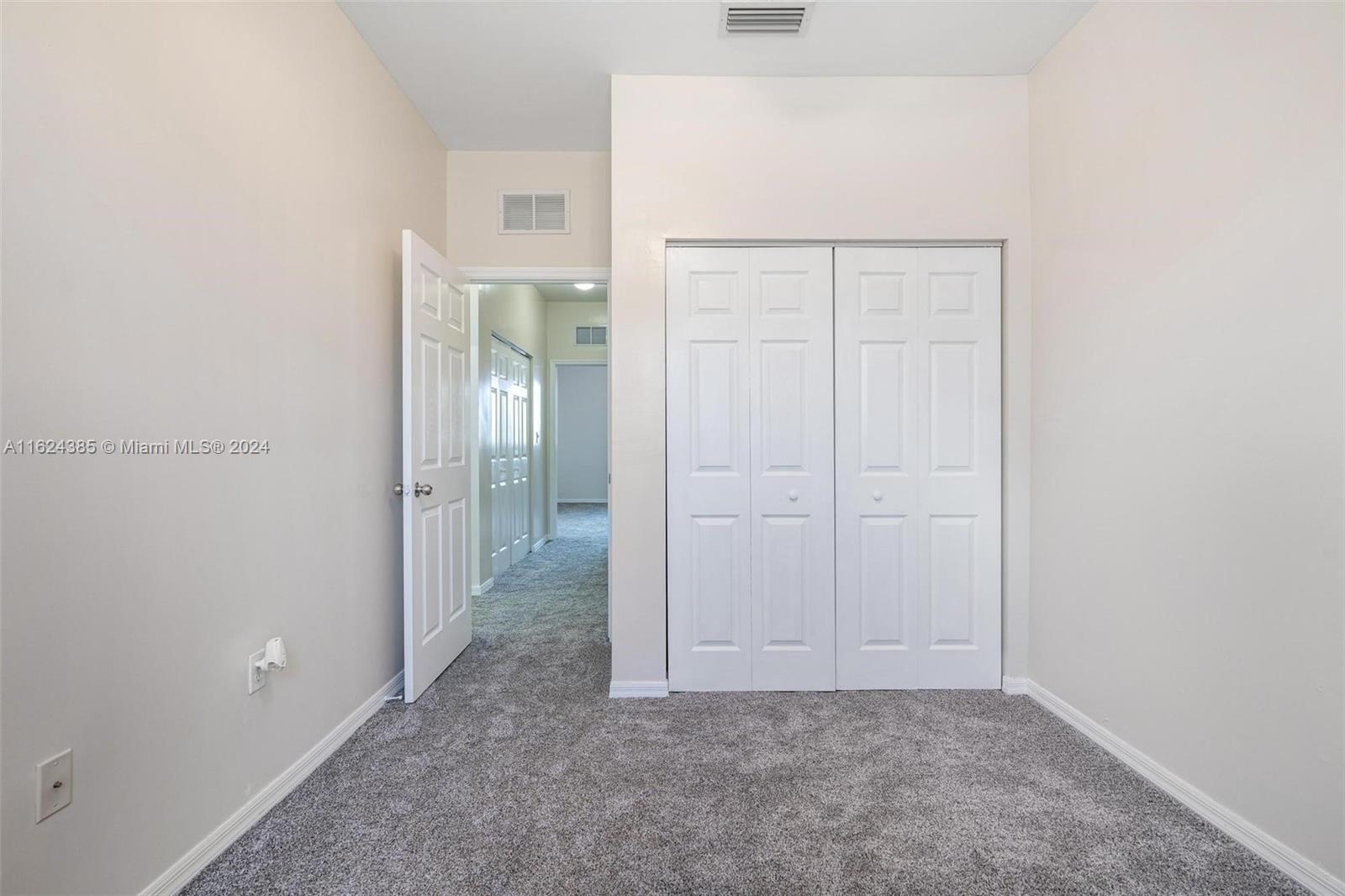 Photo 16 of 27 of 9135 SW 203rd Ter townhome