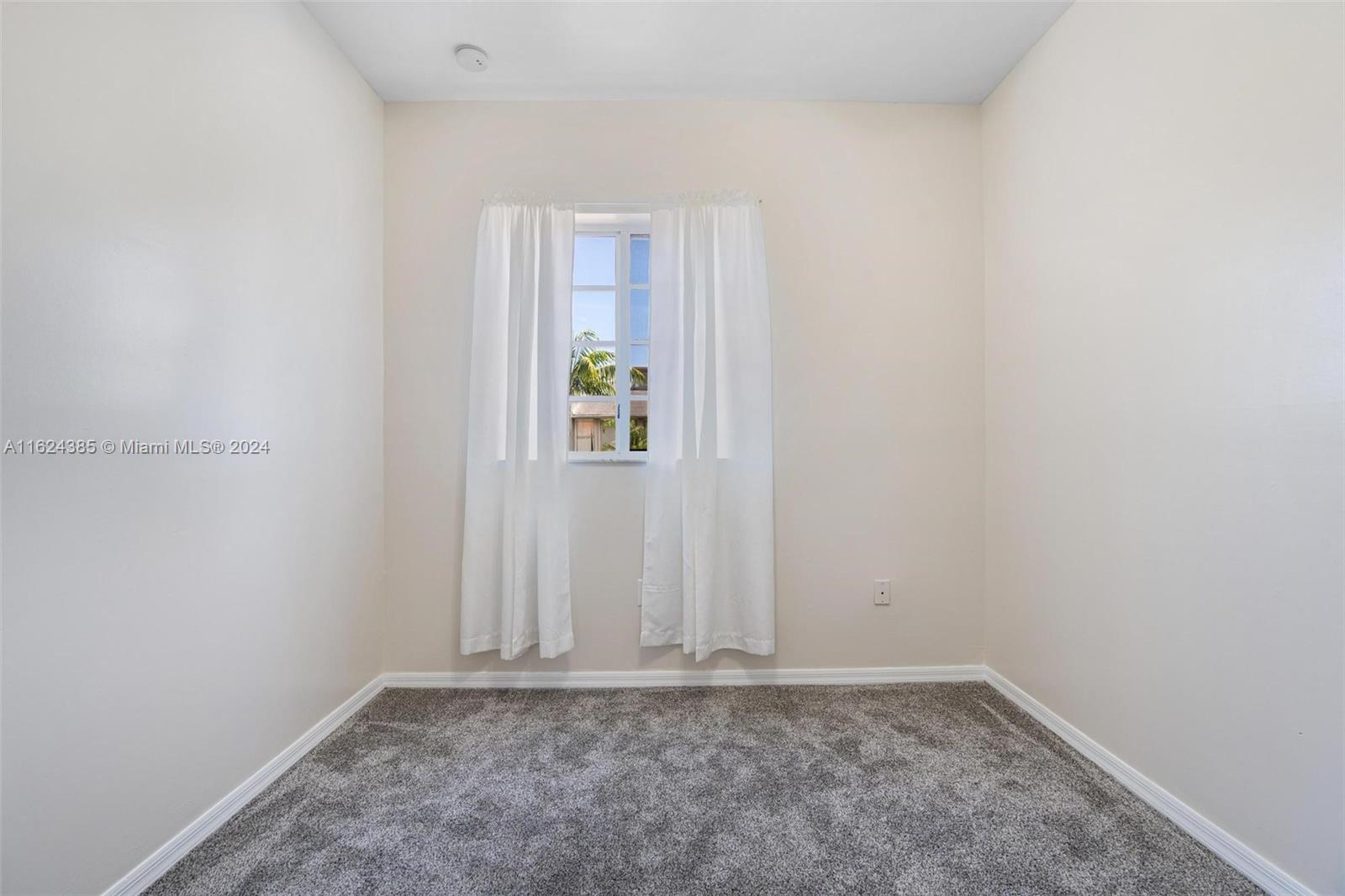 Photo 17 of 27 of 9135 SW 203rd Ter townhome