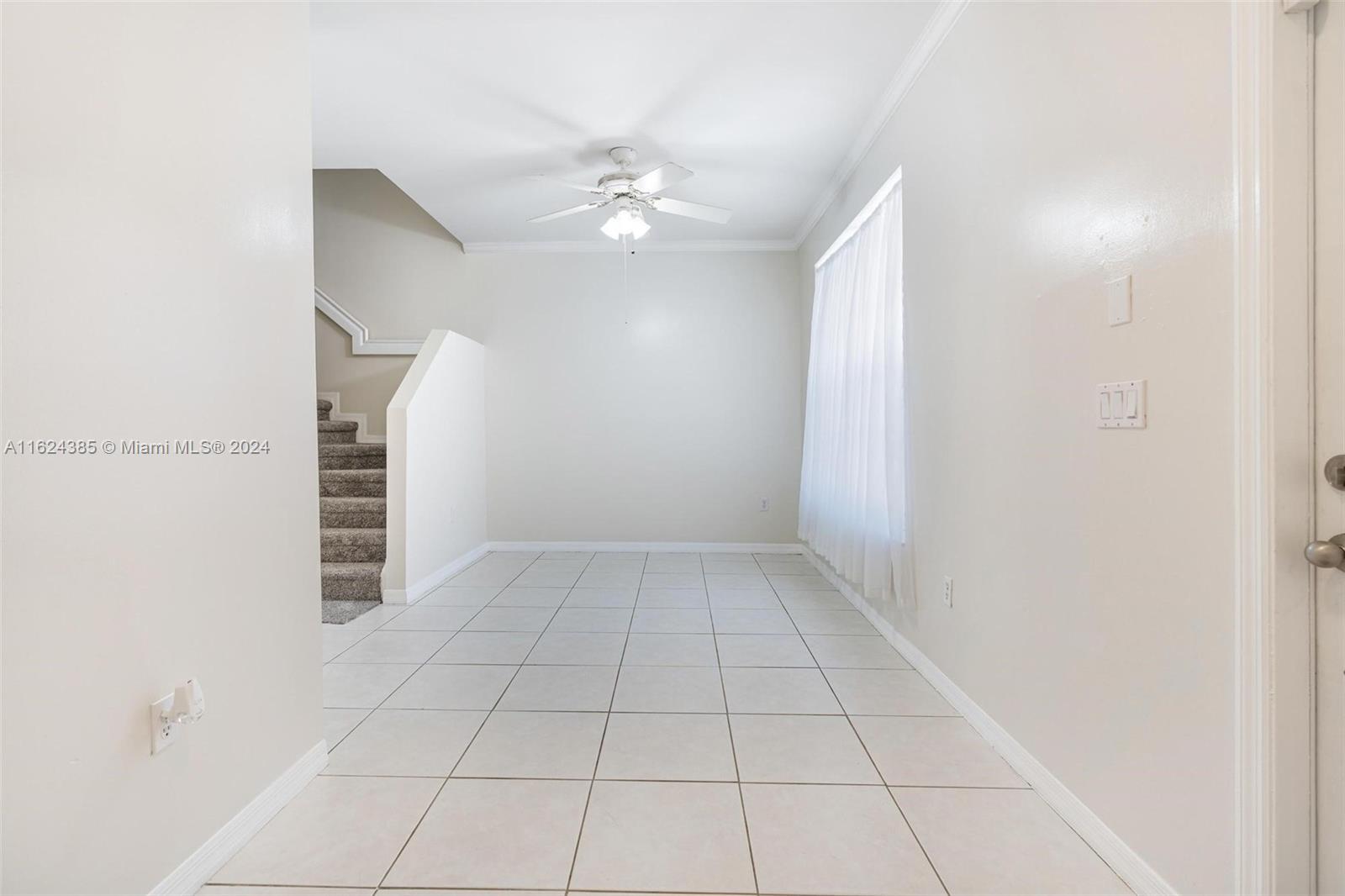 Photo 5 of 27 of 9135 SW 203rd Ter townhome