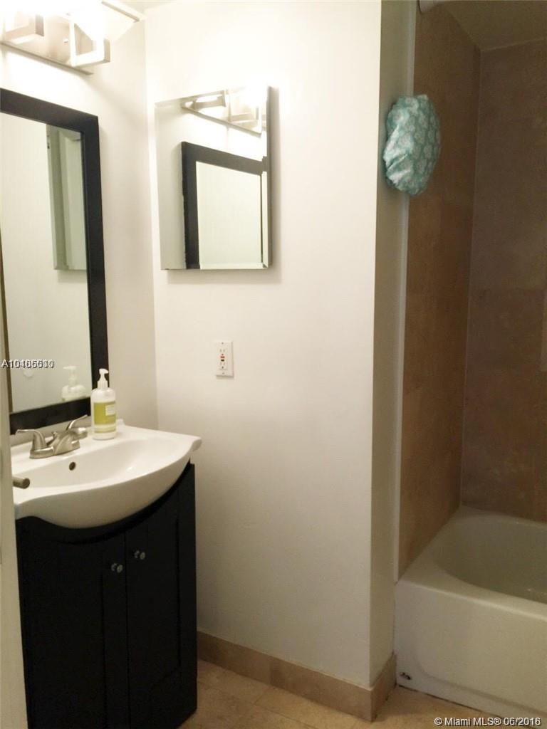 THE YACHT CLUB AT AVENTUR - Residential Lease