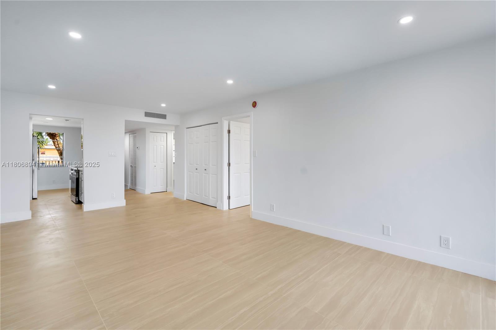 CYPRESS CHASE NORTH NO 1 - Residential