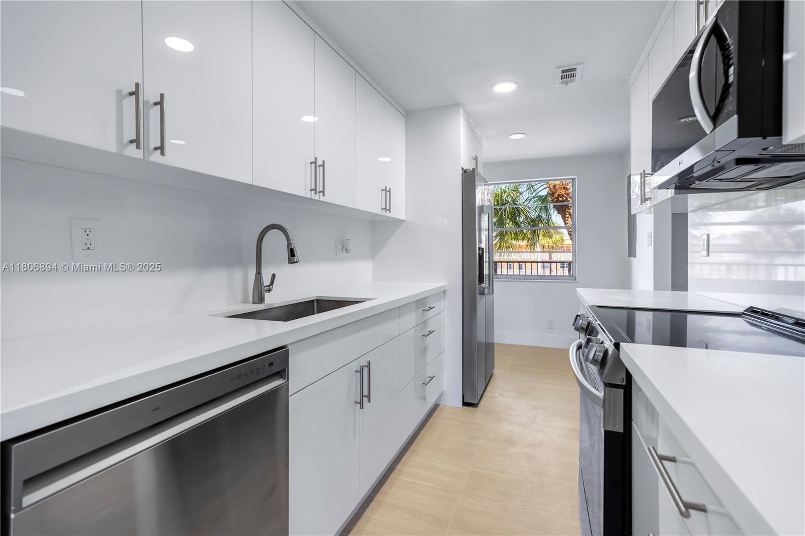 CYPRESS CHASE NORTH NO 1 - Residential