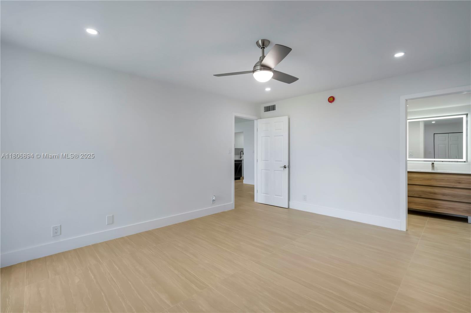 CYPRESS CHASE NORTH NO 1 - Residential