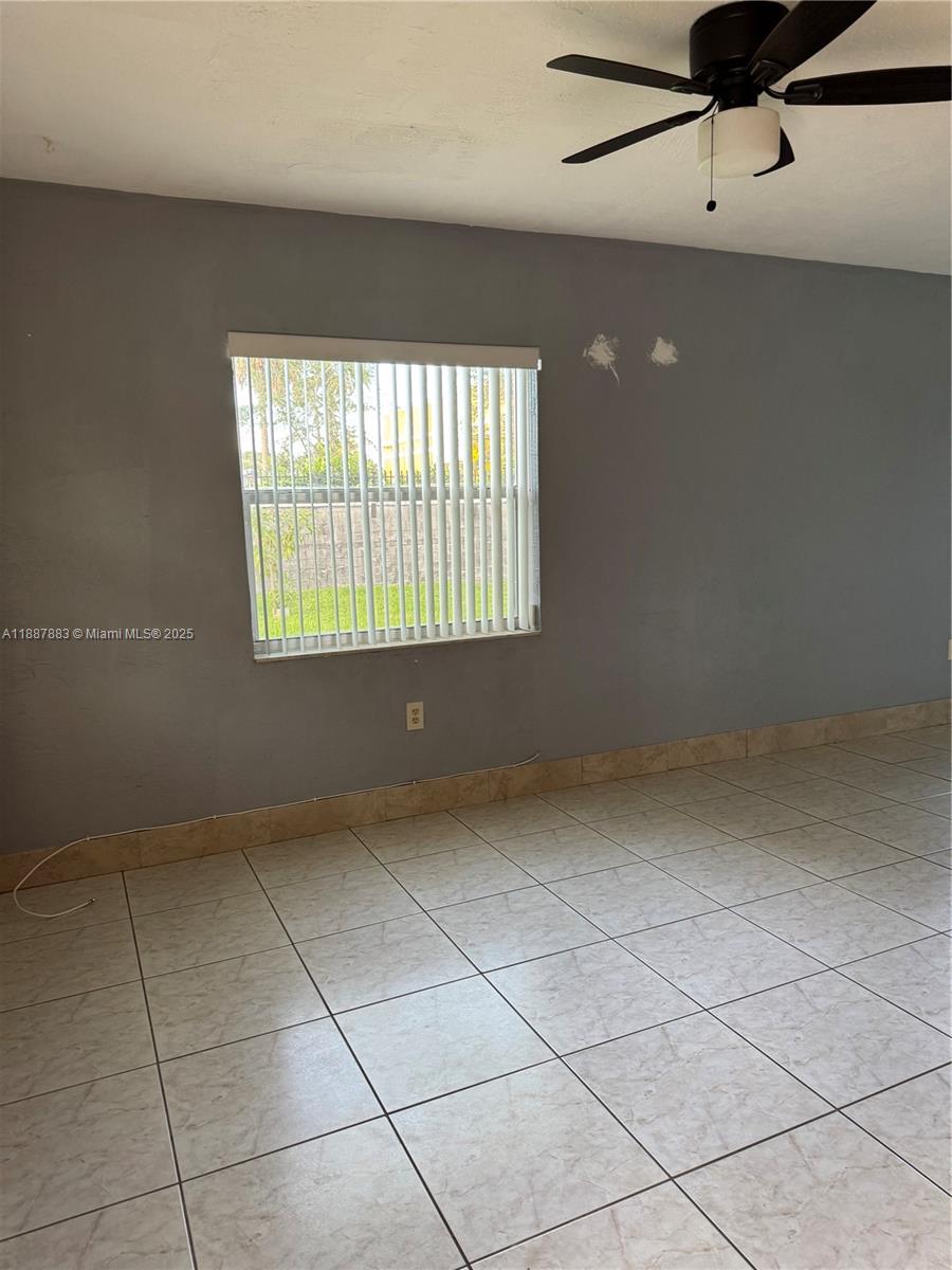 SUN LAND PARK - Residential Lease