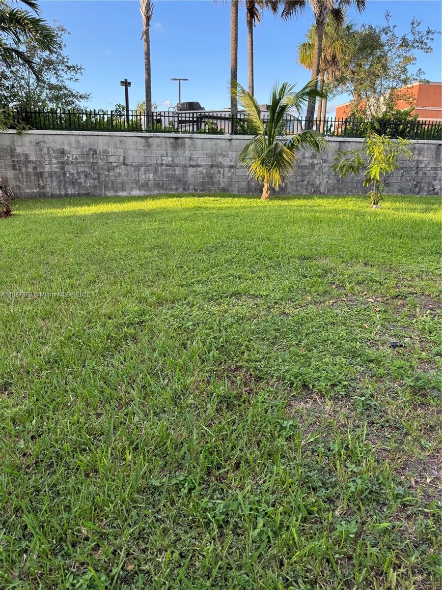 SUN LAND PARK - Residential Lease