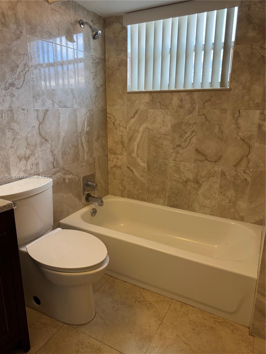 SUN LAND PARK - Residential Lease