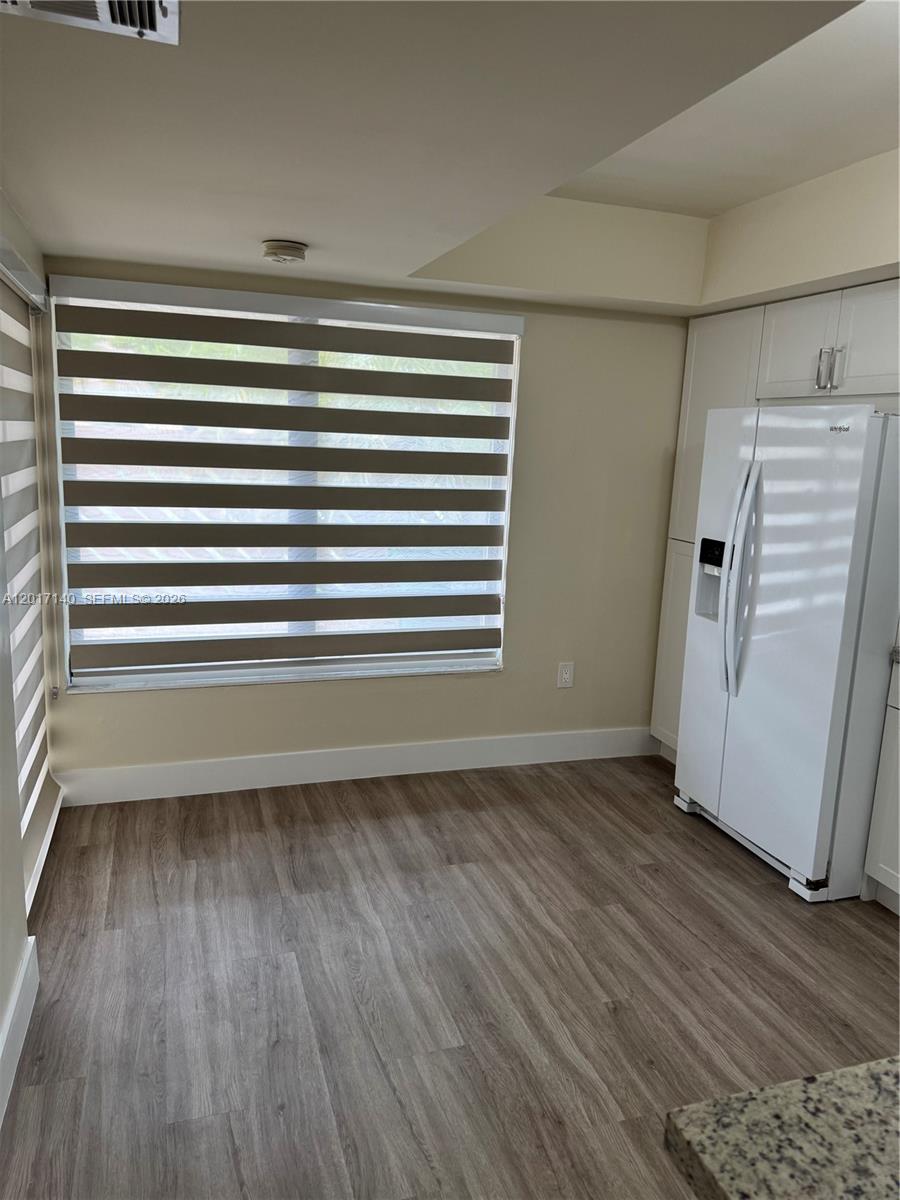 KENLAND COURT - Residential Lease