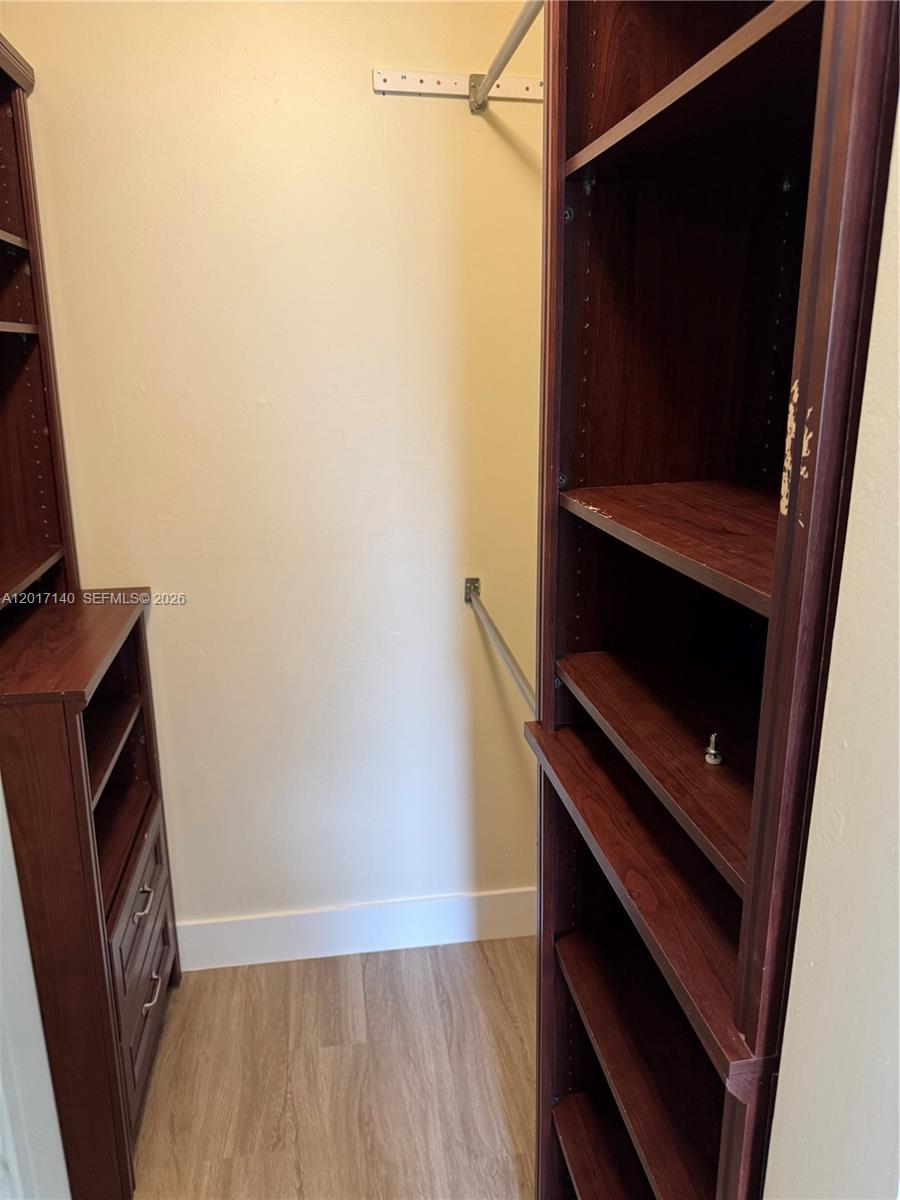 KENLAND COURT - Residential Lease