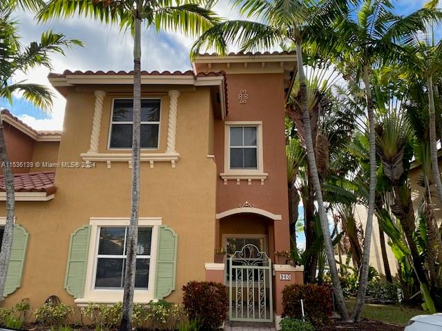 Property for Sale at 980 Sw 144th Ave 607, Pembroke Pines, Miami-Dade County, Florida - Bedrooms: 3 
Bathrooms: 3  - $470,000