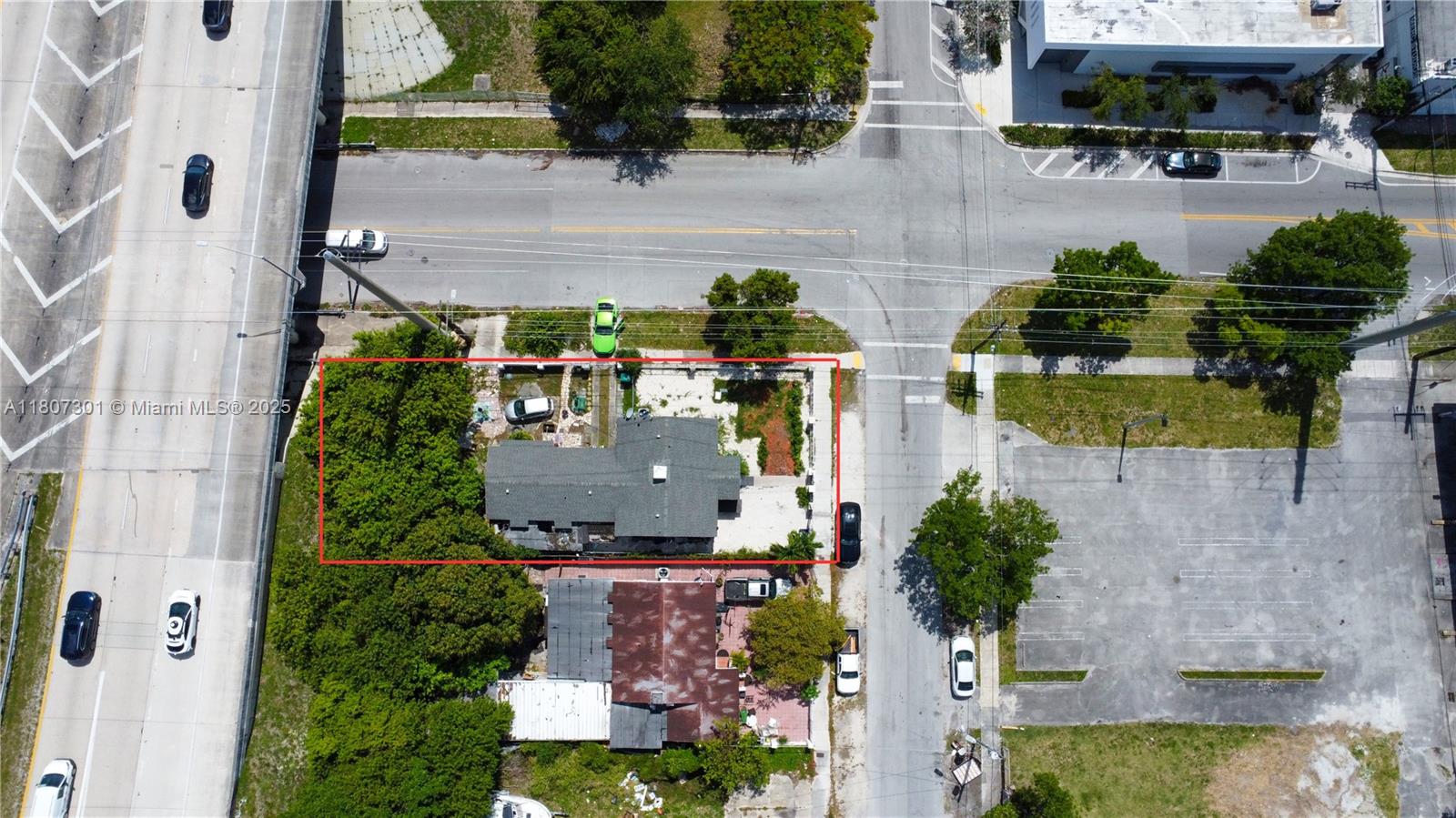 BAY VISTA PARK - Land