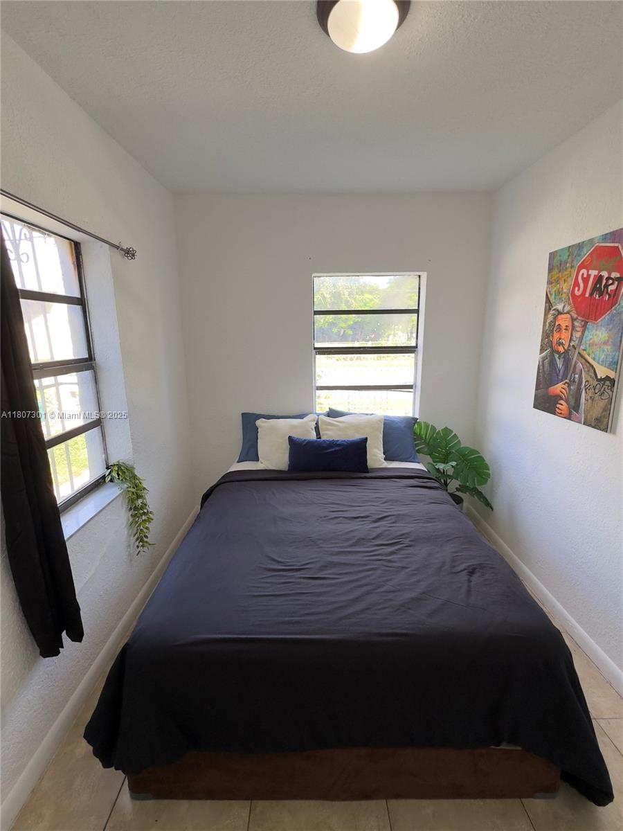 BAY VISTA PARK - Land