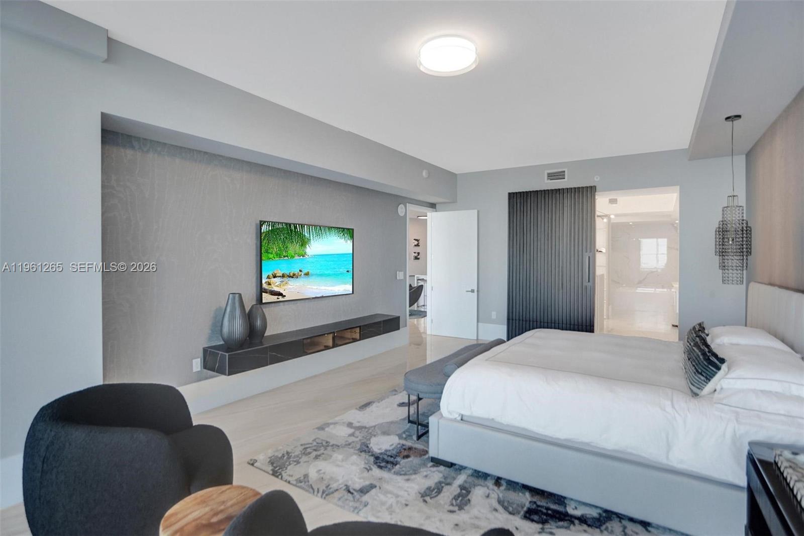 PRIVE CONDO - Residential