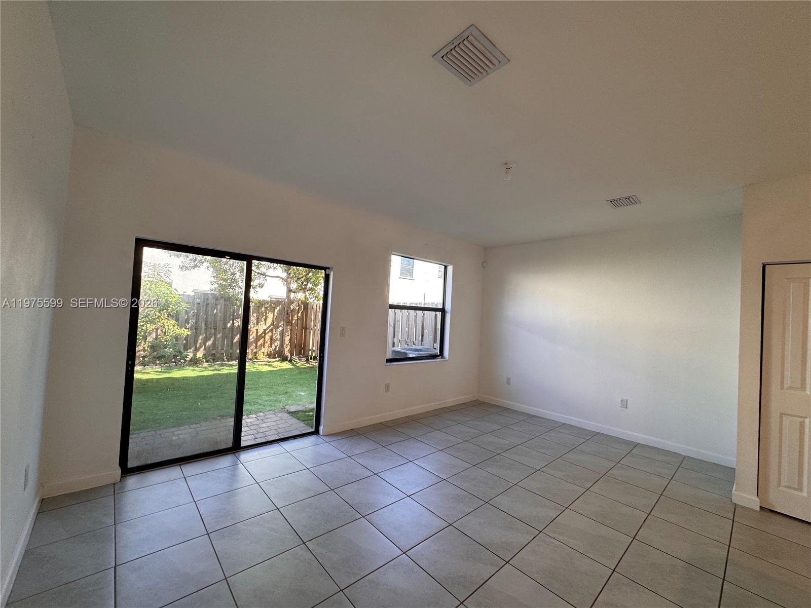 11813 SW 246th Ter 11813