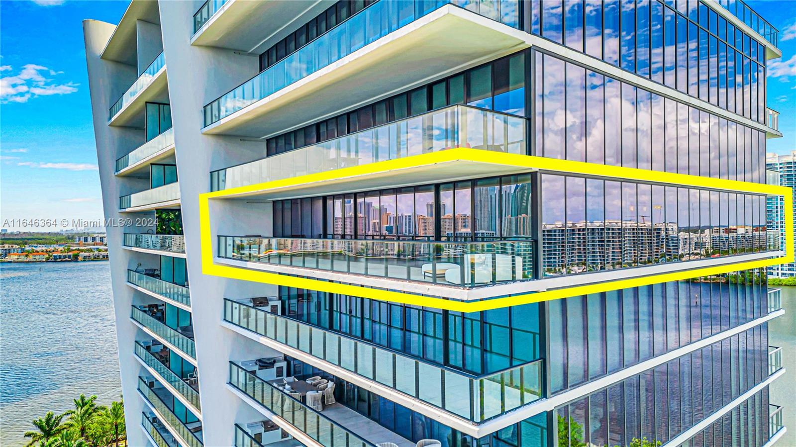 PRIVE CONDO - Residential