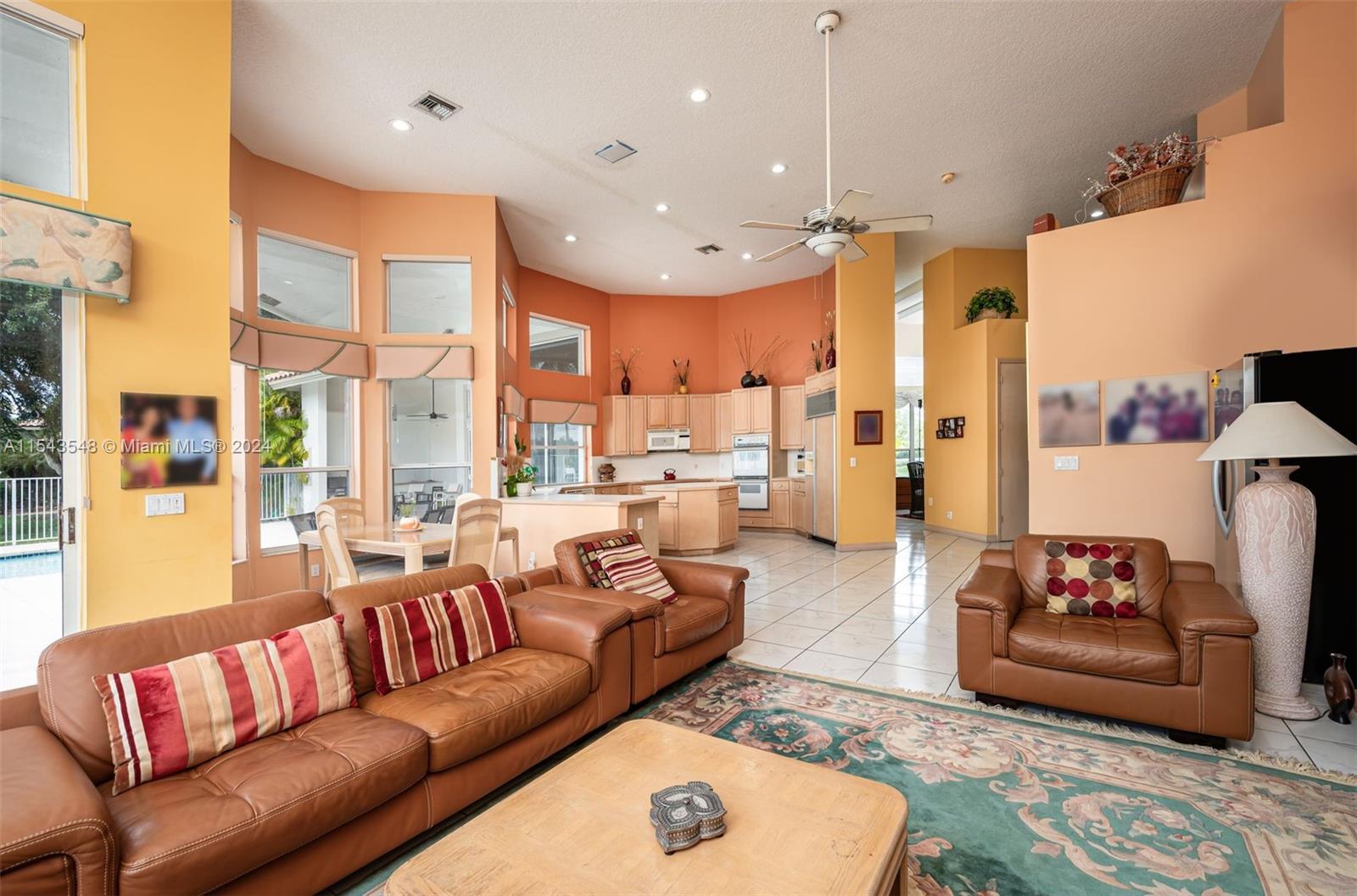 WINDMILL LAKE ESTATES - Residential