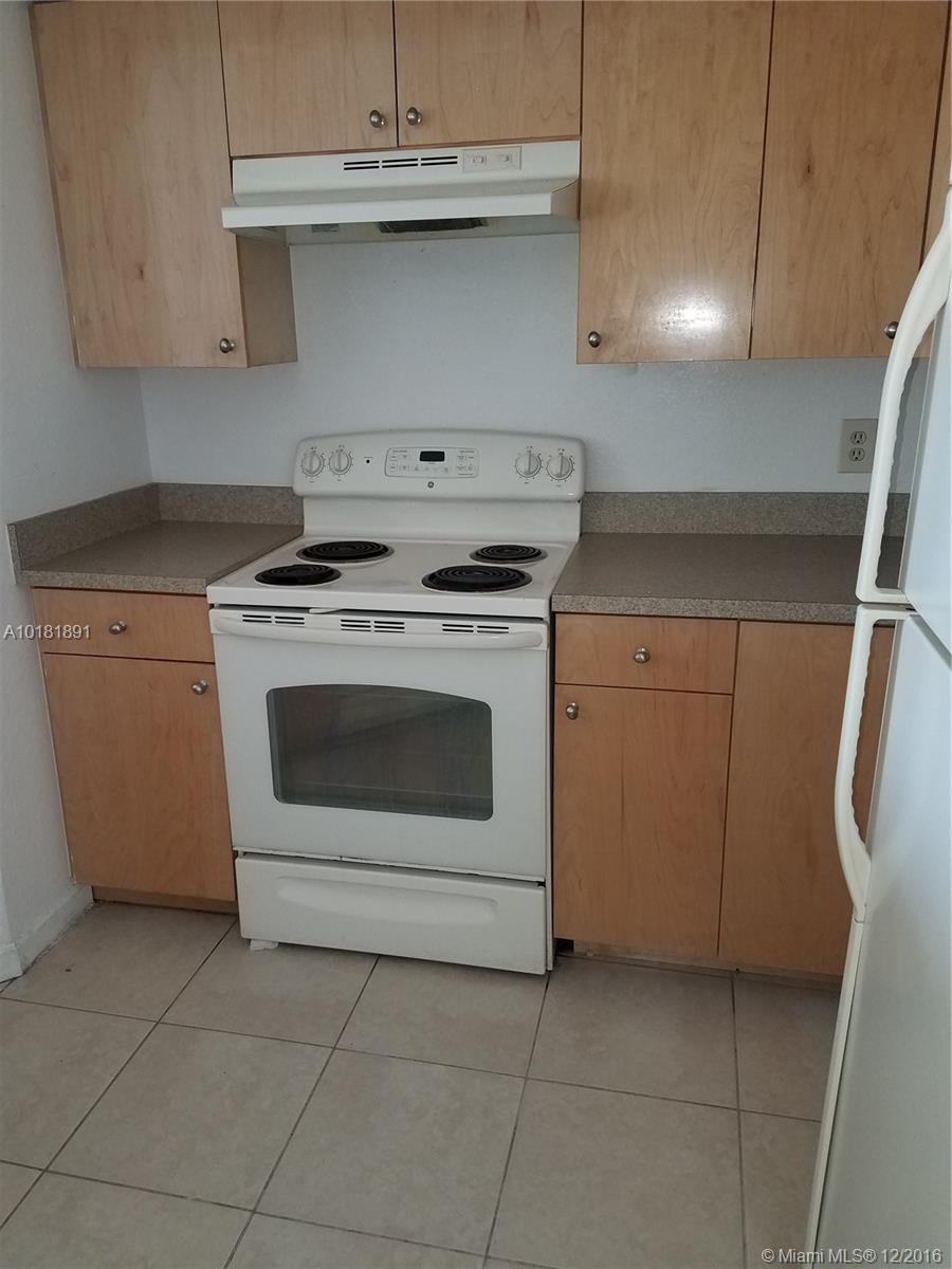 2 bedroom 2 bathroom, 2nd floor unit, beautiful canal/ gulf course view, tile floors
Clubhouse, gym, pools, and tennis court
Excellent location close to Sawgrass Mall