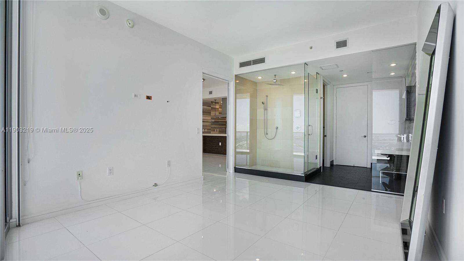 MARQUIS CONDO - Residential Lease