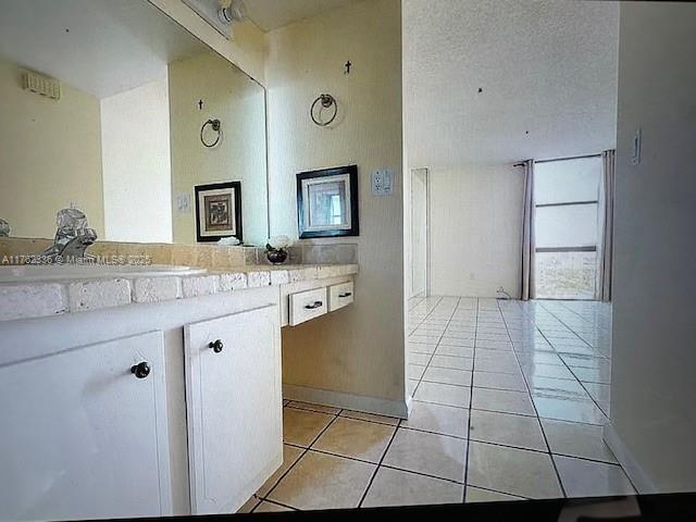 3625 N Country Club Dr 2601