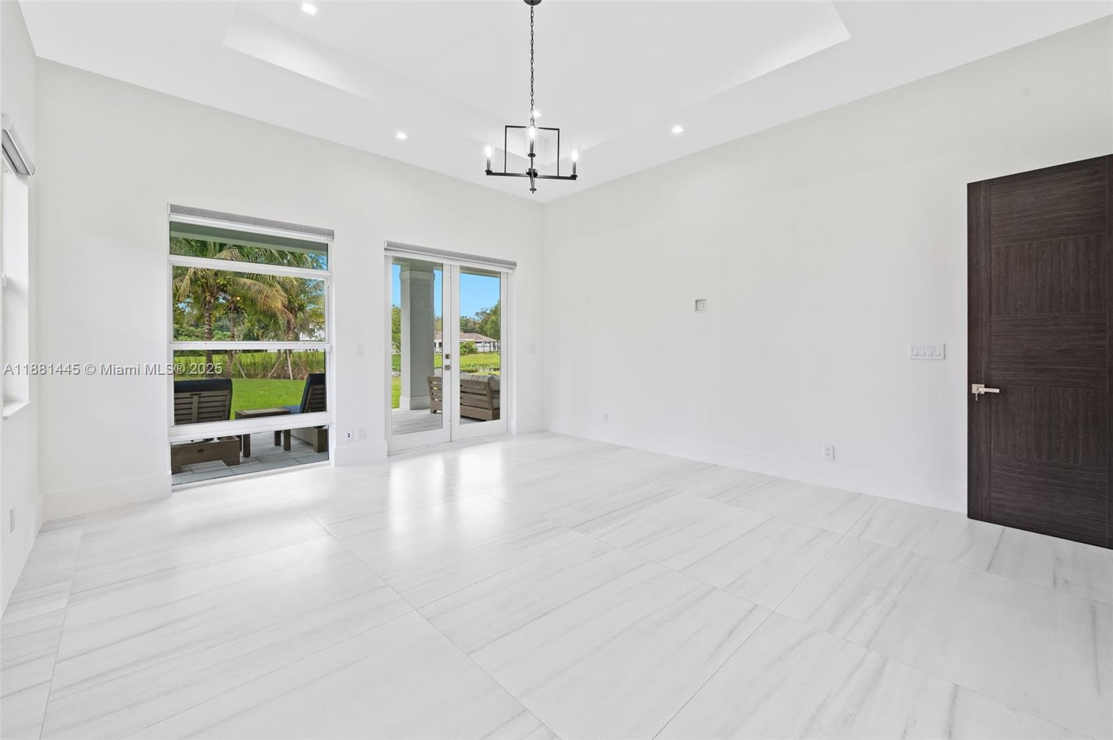MARTHA BRIGHT FARMS - Residential