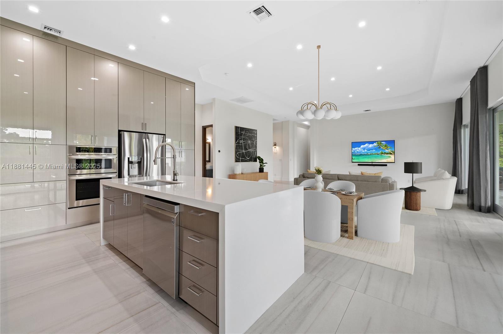MARTHA BRIGHT FARMS - Residential
