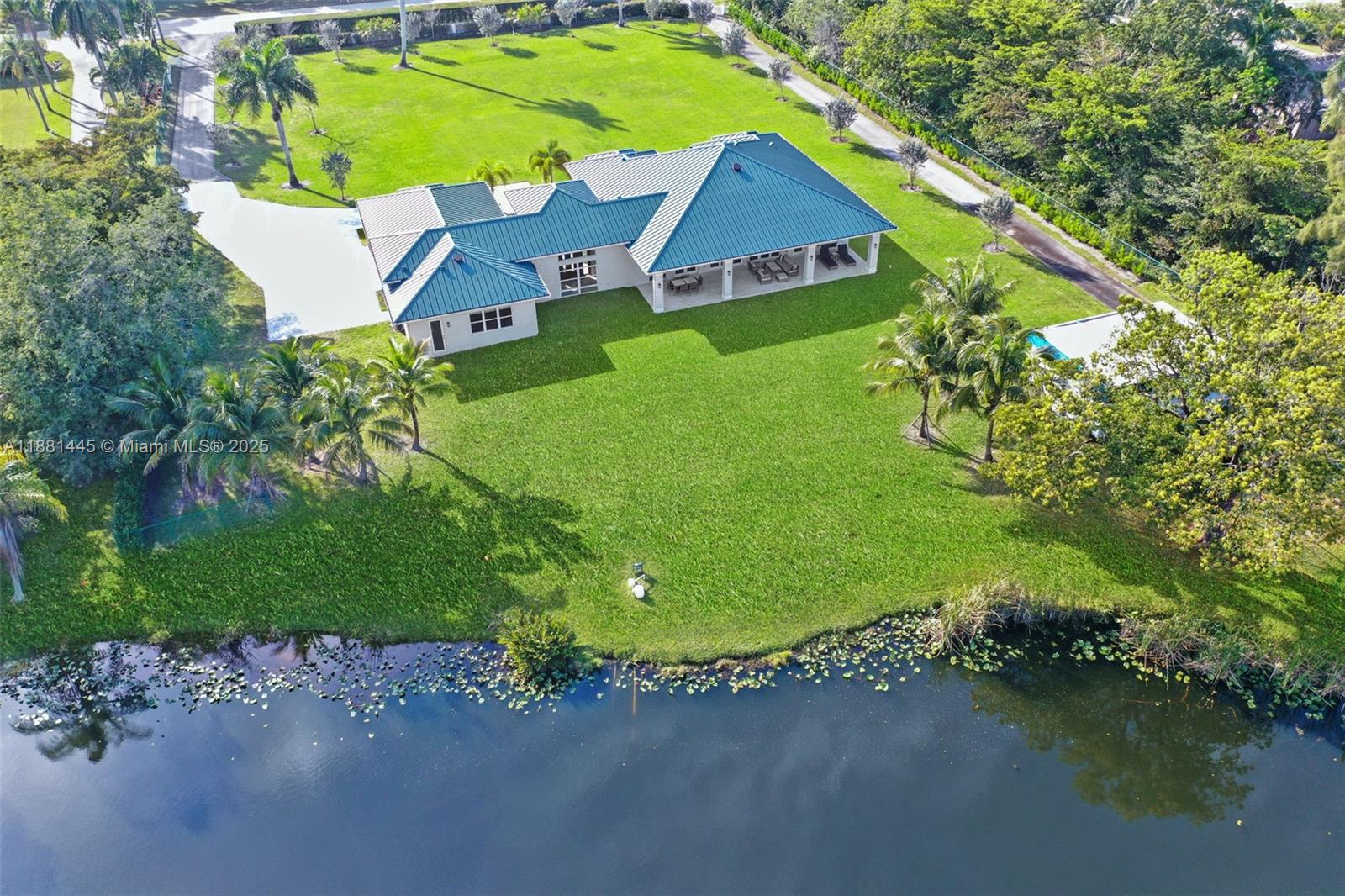 MARTHA BRIGHT FARMS - Residential