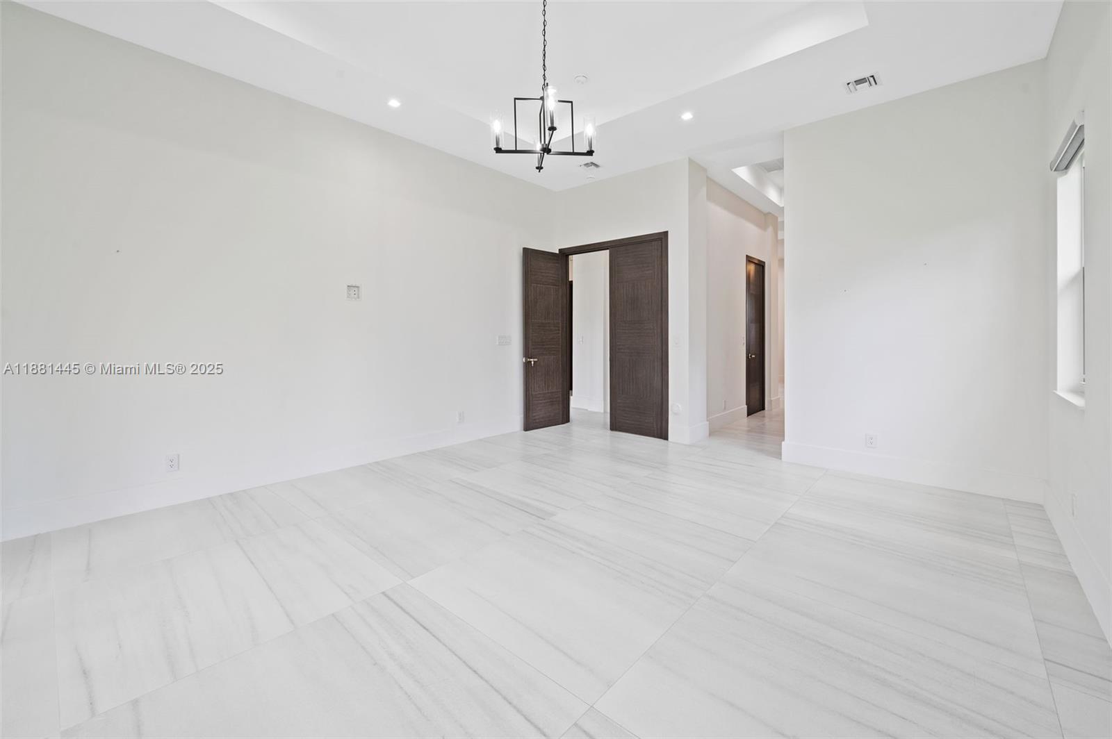 MARTHA BRIGHT FARMS - Residential