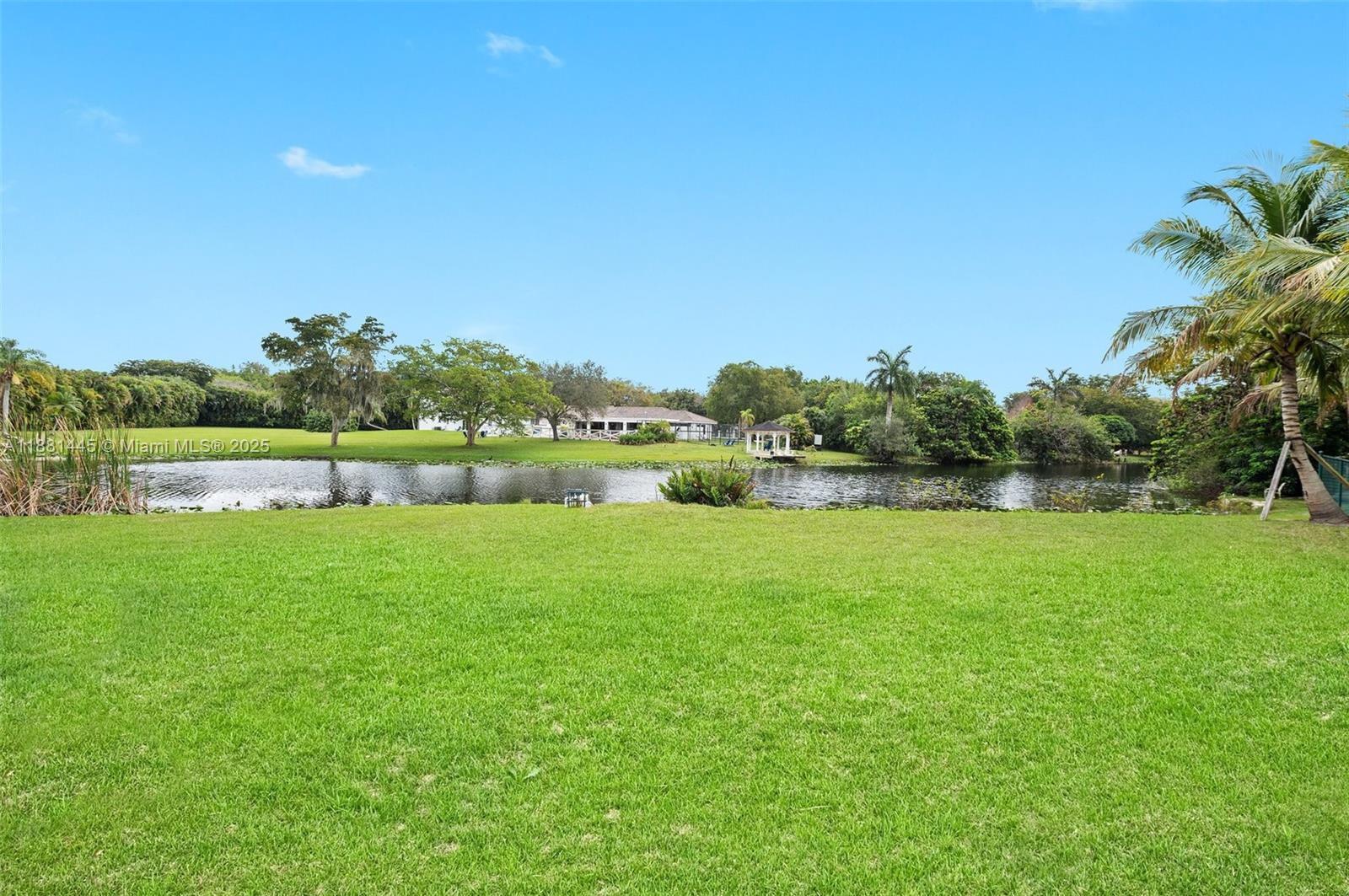 MARTHA BRIGHT FARMS - Residential