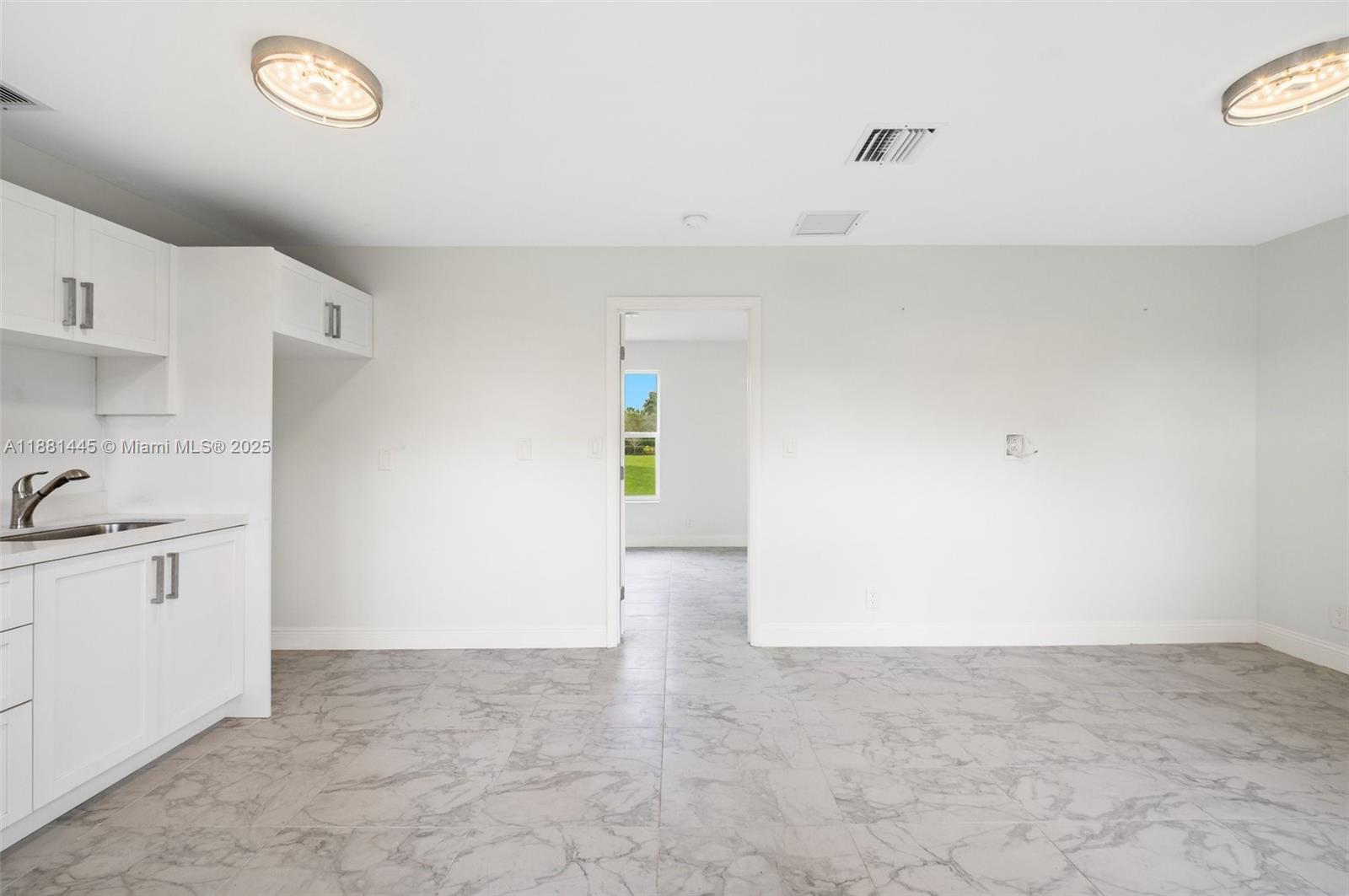 MARTHA BRIGHT FARMS - Residential
