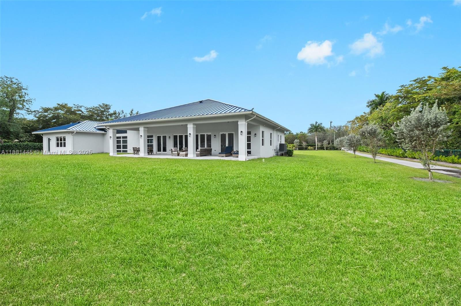 MARTHA BRIGHT FARMS - Residential