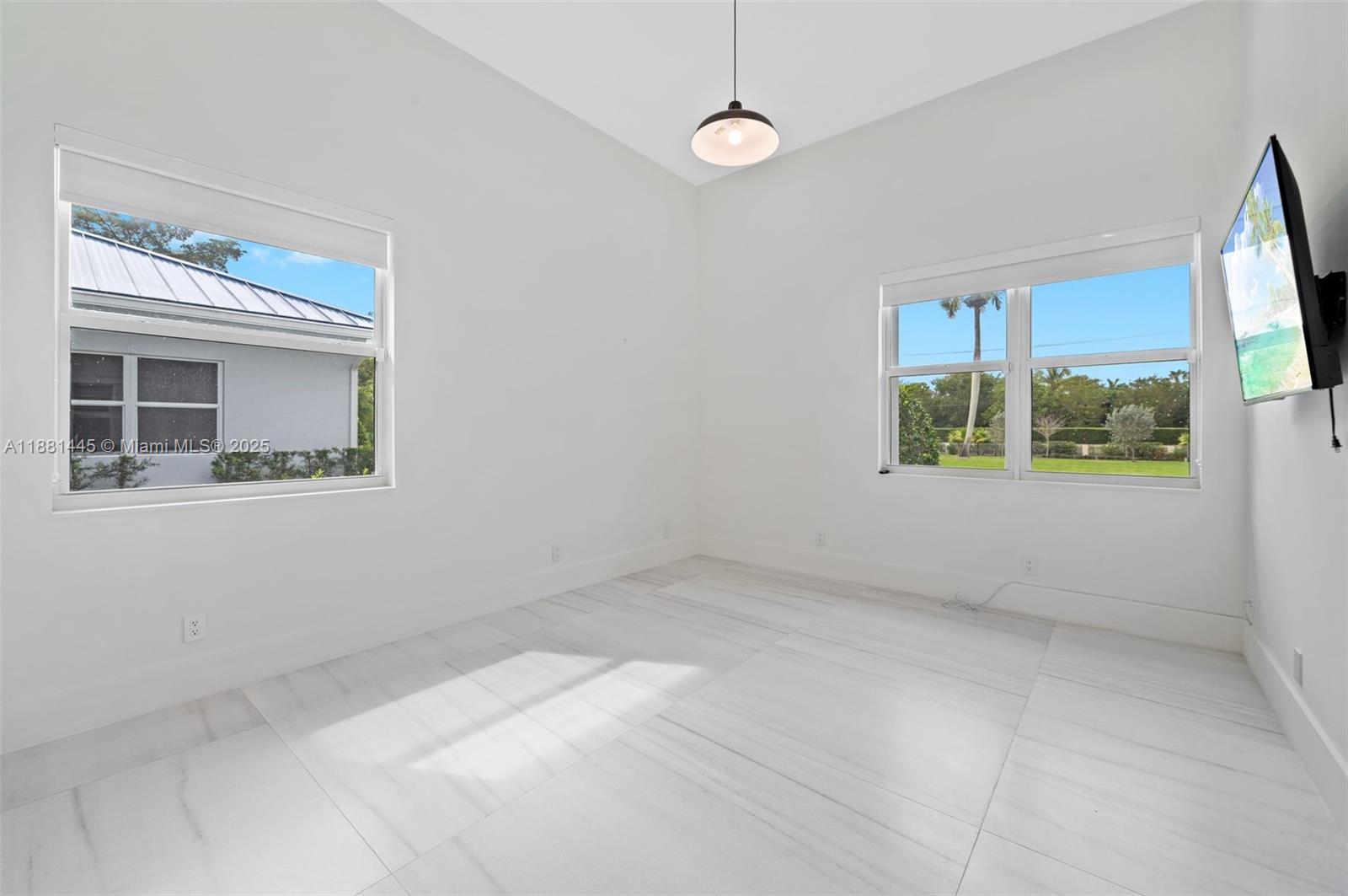 MARTHA BRIGHT FARMS - Residential