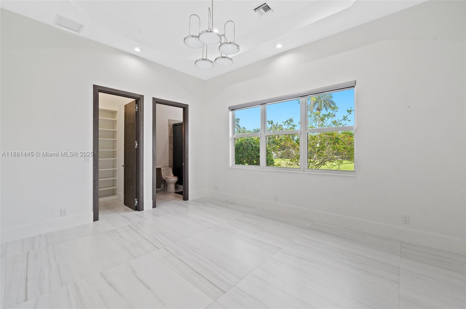 MARTHA BRIGHT FARMS - Residential