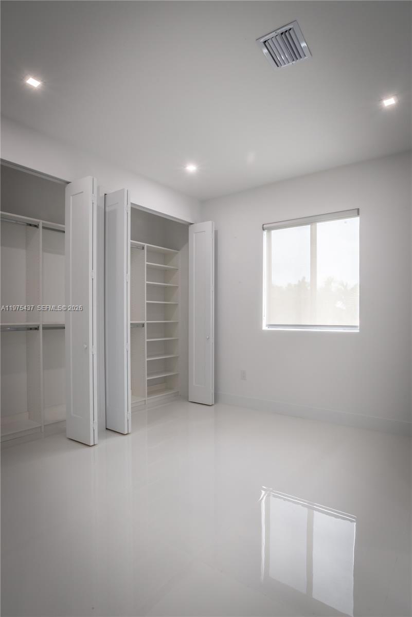 THE PINES - Residential Lease