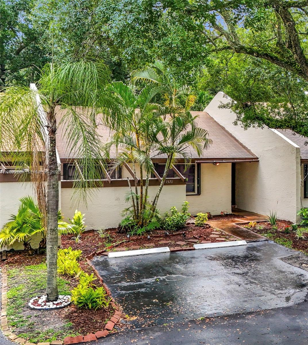 EVERGLADES SUGAR & LAND C - Residential