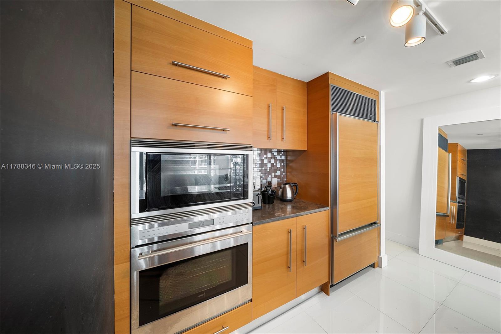 ICON BRICKELL NO TWO - Residential Lease