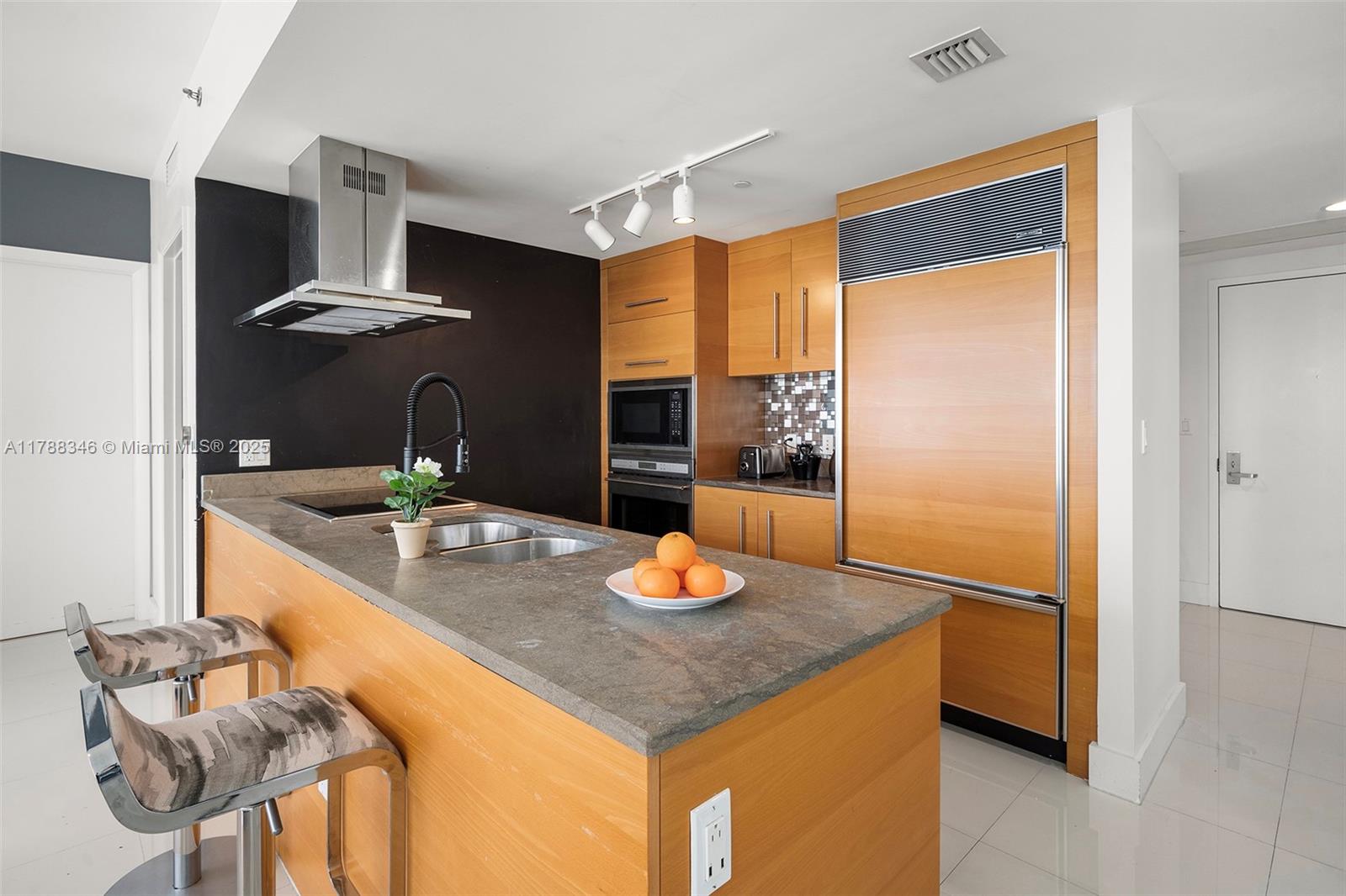 ICON BRICKELL NO TWO - Residential Lease