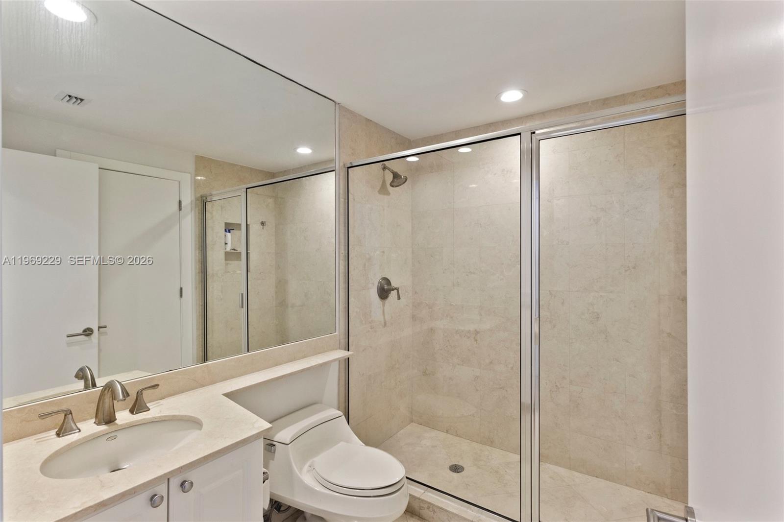 LAKE VILLA THREE CONDO - Residential Lease