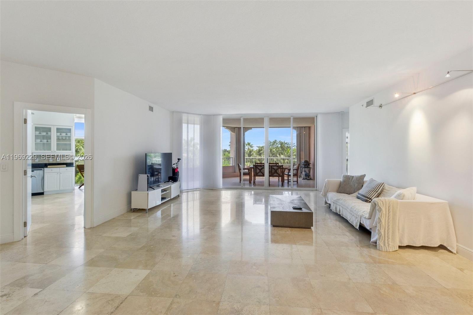 LAKE VILLA THREE CONDO - Residential Lease