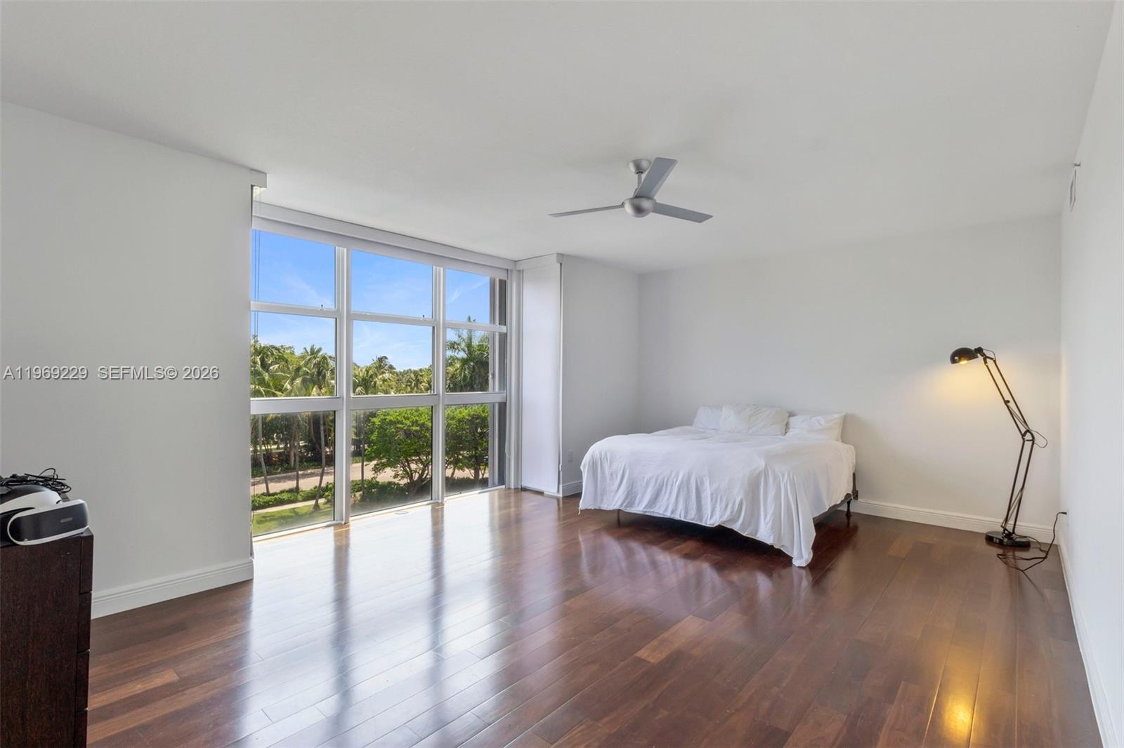 LAKE VILLA THREE CONDO - Residential Lease