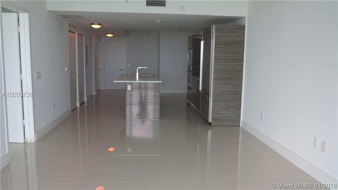 ICON BAY - Residential Lease