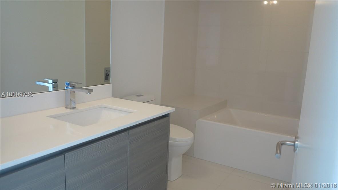 ICON BAY - Residential Lease