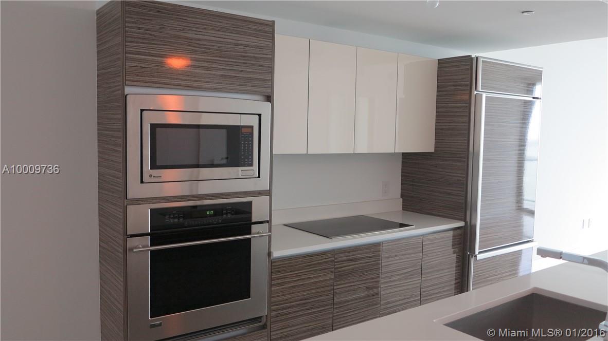 ICON BAY - Residential Lease