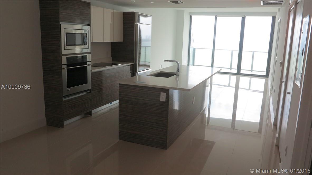 ICON BAY - Residential Lease